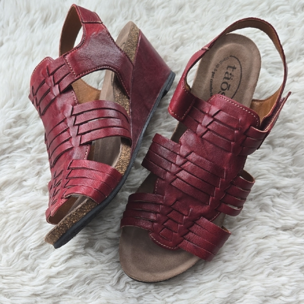 Taos Footwear Red Woven Leather Wedge Sandals
